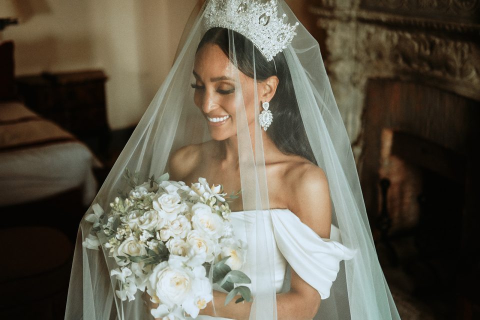 Bride with a crown and her bride bouquet